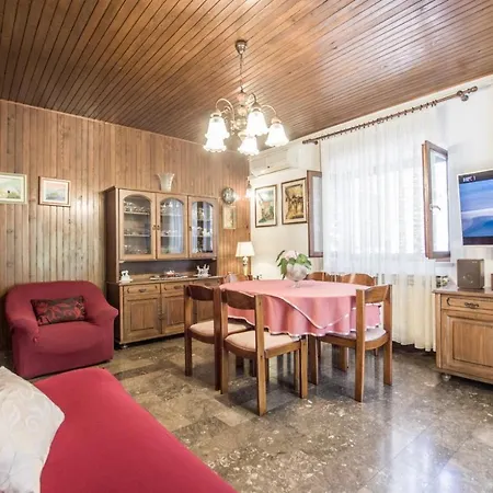 Holiday home House Zlatna Selca (Brac)